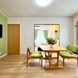Residential Juno アパート
